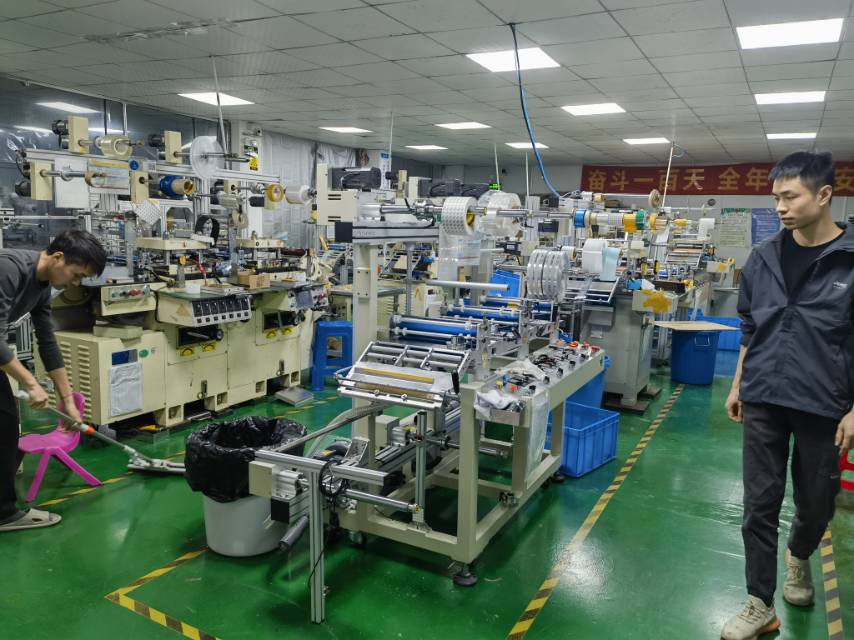 深圳市斗云胶粘制品有限公司。